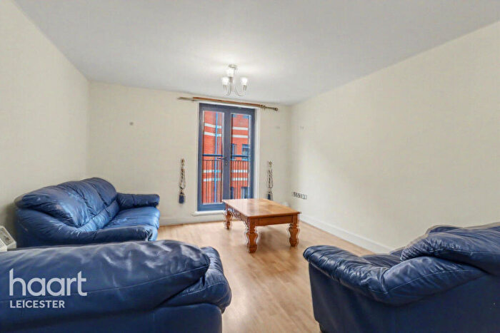1 Bedroom Apartment For Sale In East Street, Leicester, LE1