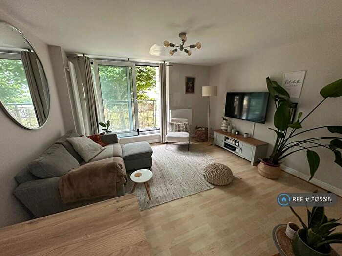 2 Bedroom Flat To Rent In Fishguard Way, London, E16