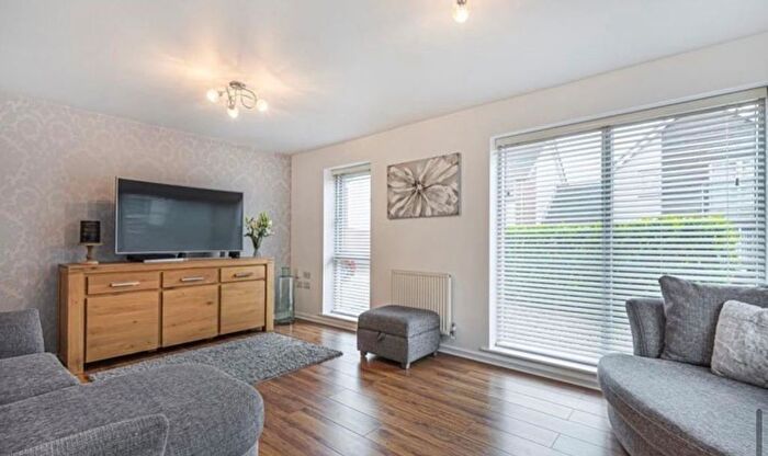 5 Bedroom Detached House To Rent In Henrietta Chase, Chatham, ME4