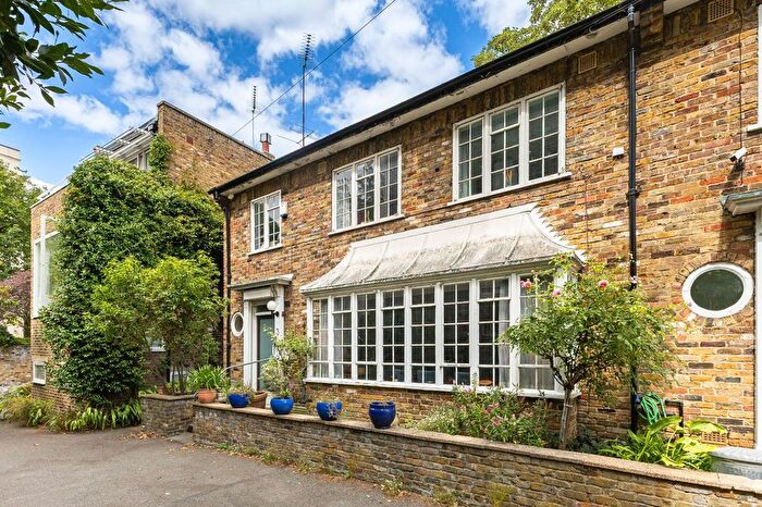 3 Bedroom End Of Terrace House For Sale In Regal Lane, Primrose Hill, London, NW1