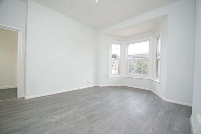 2 Bedroom Flat To Rent In Clarendon Road, Margate, CT9