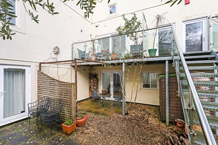 3 Bedroom House For Sale In Yokehouse Lane, Painswick, Stroud, GL6