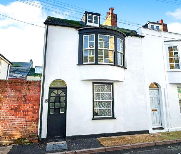 3 Bedroom End Of Terrace House For Sale In Bath Street, Weymouth, DT4