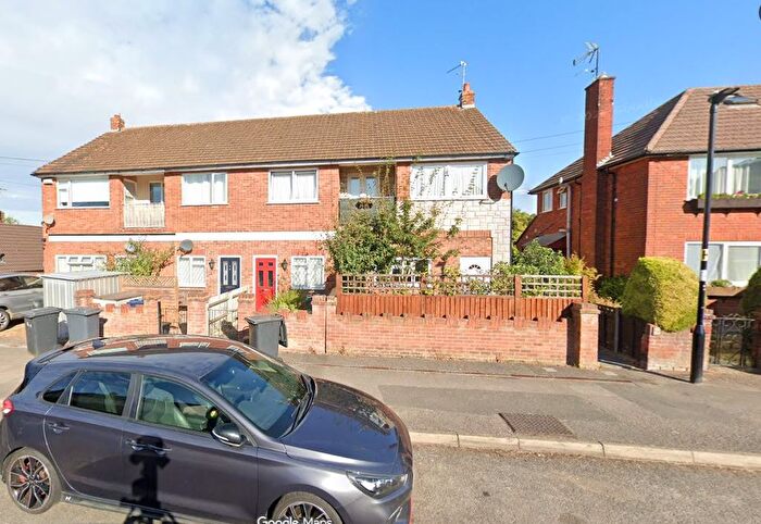 1 Bedroom Flat To Rent In Woodfield Road, Princes Risborough, HP27