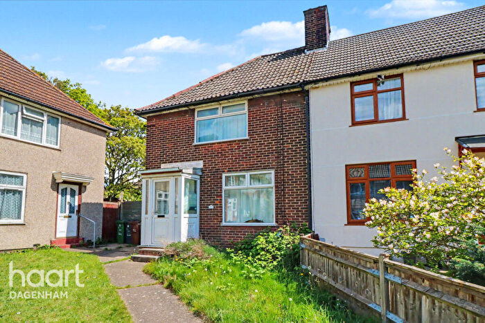2 Bedroom End Of Terrace House For Sale In Goresbrook Road, Dagenham, RM9