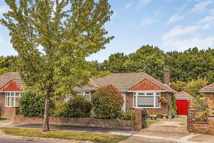 2 Bedroom Detached Bungalow For Sale In Coombe Farm Avenue, Fareham, PO16