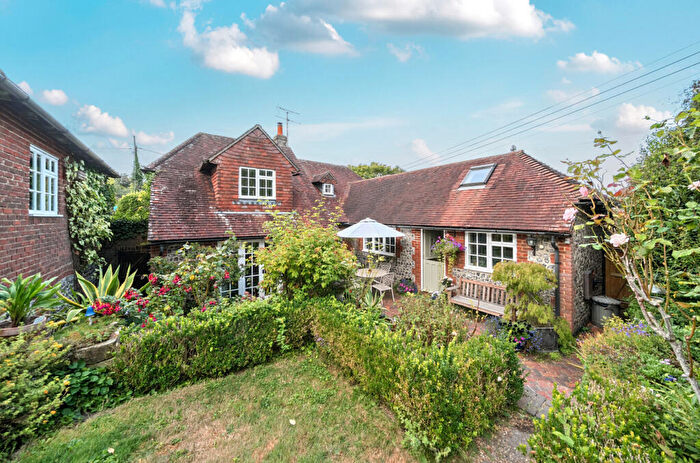 4 Bedroom Detached House For Sale In South Lane, Houghton, BN18