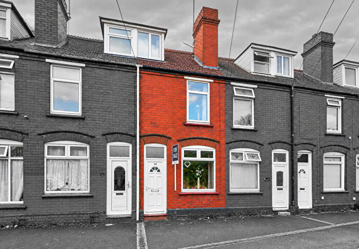 3 Bedroom Terraced House For Sale In Alexandra Road, Tipton, DY4