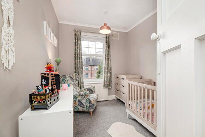 3 Bedroom Terraced House For Sale In Nether Auldhouse Road, Newlands, Glasgow, G43