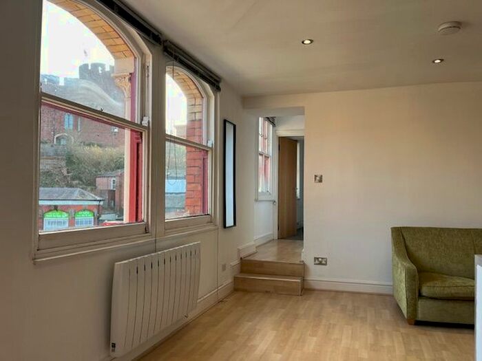 1 Bedroom Flat To Rent In Castle Foregate, Shrewsbury, SY1