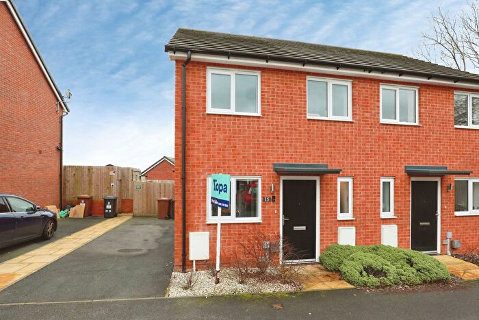 2 Bedroom Semi-Detached House For Sale In Luscian Ware Close, Burslem, Stoke-On-Trent, ST6
