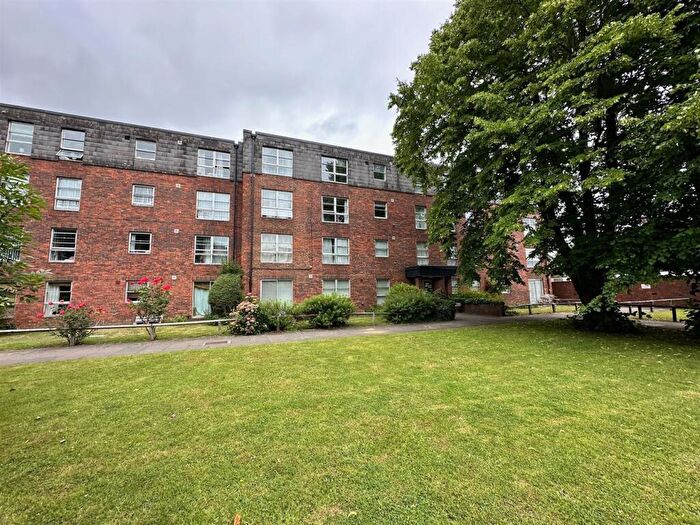 1 Bedroom Flat To Rent In Marlowe Gardens, London, SE9