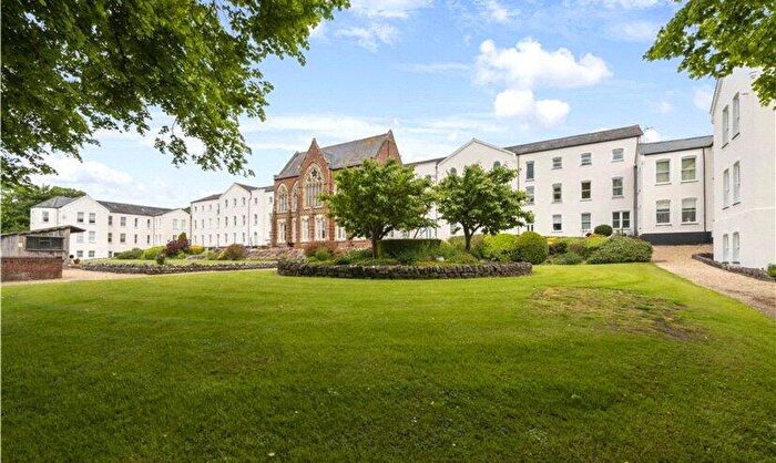 3 Bedroom Apartment For Sale In Hawthorn Road, Charlton Down, Dorchester, Dorset, DT2