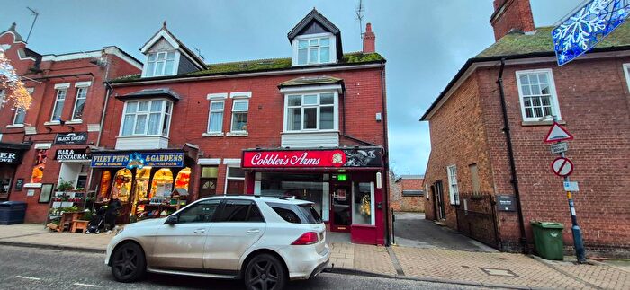 5 Bedroom Property For Sale In The Courtyard, West Street, Muston, Filey, YO14