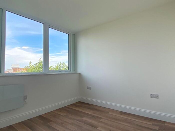2 Bedroom Apartment To Rent In Trinity Point, New Road, Gravesend, DA11