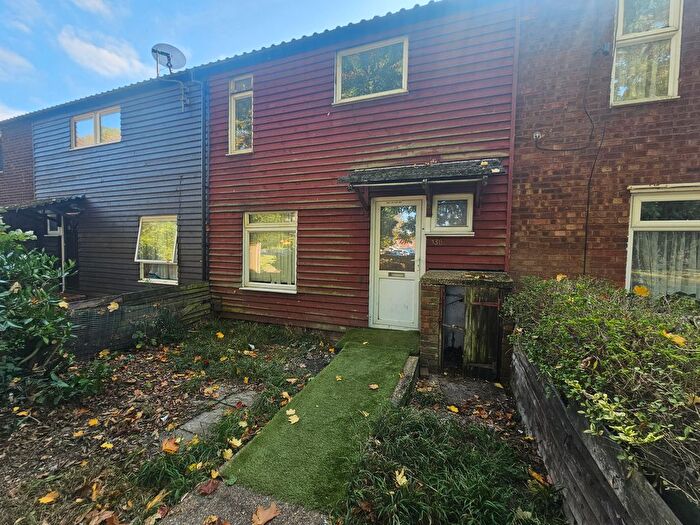 3 Bedroom Semi-detached House To Rent In Hobart Road, Hayes, UB4