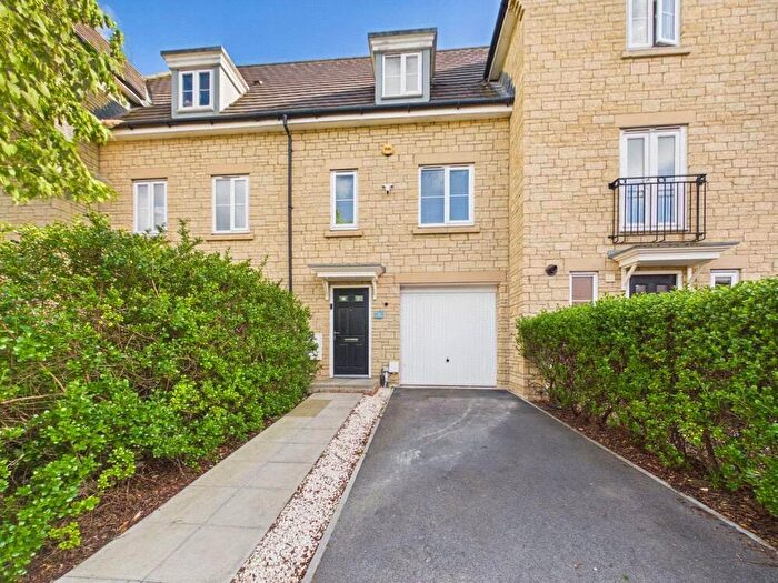 3 Bedroom Terraced House For Sale In Lasborough Drive, Tuffley, Gloucester, Gloucestershire, GL4