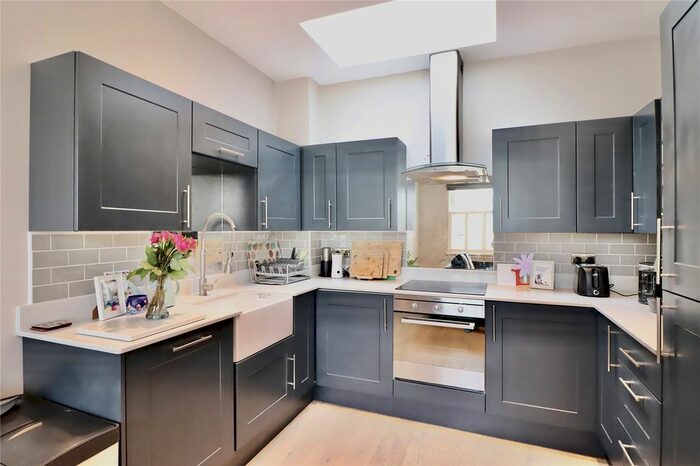 1 Bedroom Flat To Rent In Ongar Road, Fulham, London, SW6
