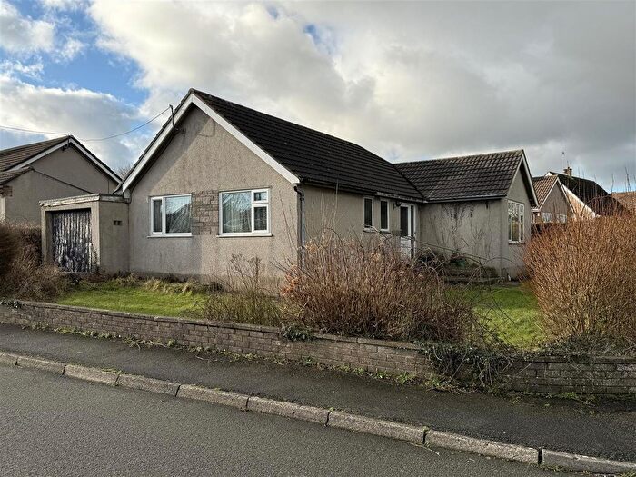 3 Bedroom Detached Bungalow For Sale In Penbanc, Fishguard, SA65