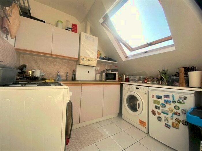 1 Bedroom Flat To Rent In Stanford Road, London, SW16