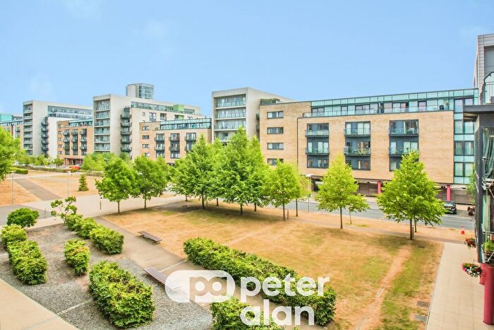 2 Bedroom Flat To Rent In Breakwater House, Cardiff, CF11