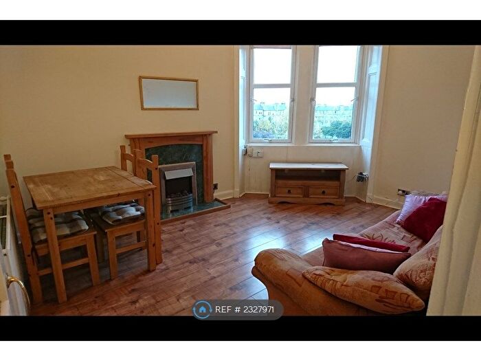 2 Bedroom Flat To Rent In Dickson Street, Edinburgh, EH6