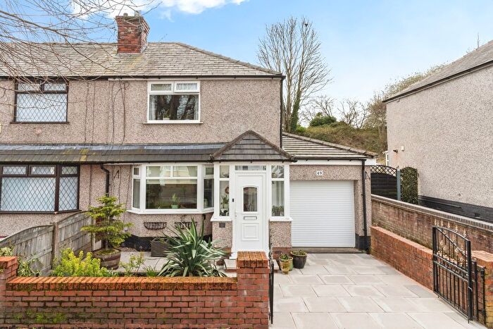 2 Bedroom End Terrace House For Sale In West Avenue, Warrington, Cheshire, WA2