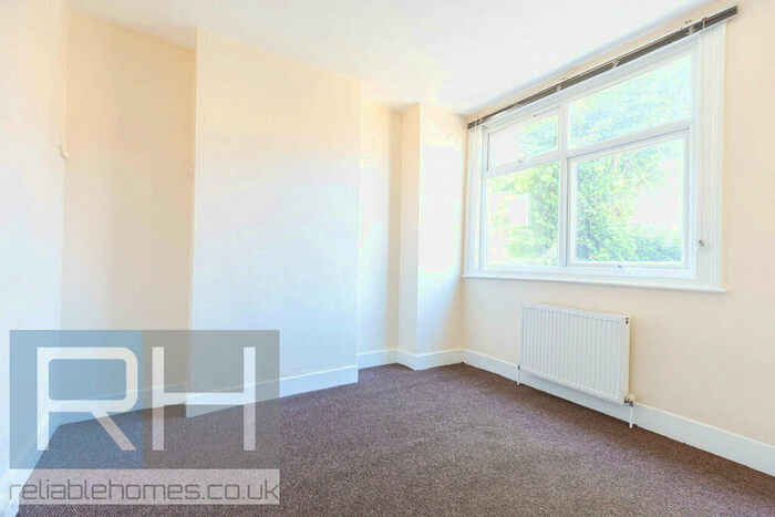 4 Bedroom Terraced House To Rent In Brampton Road, Hornsey, London, N15
