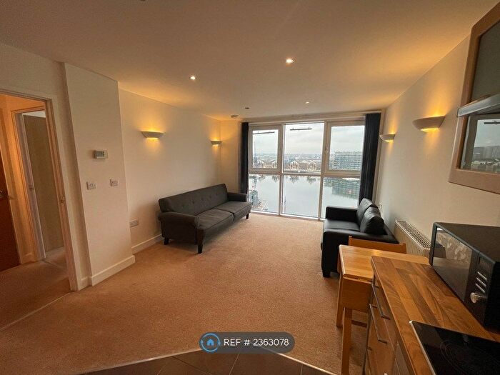 1 Bedroom Flat To Rent In Adriatic Apartments, London, E16