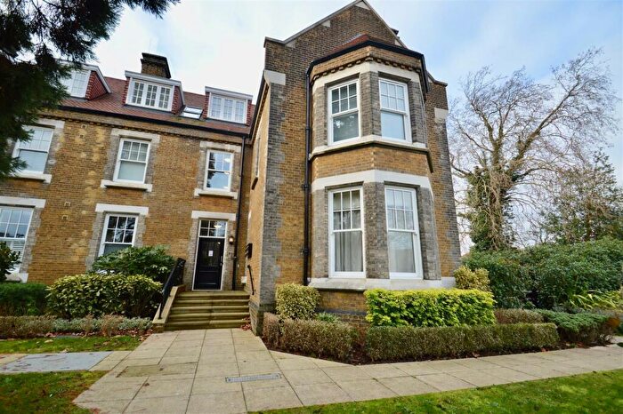 2 Bedroom Apartment To Rent In Martin Drive, Stone, Dartford, DA2