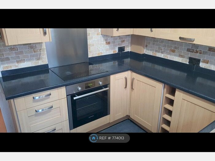 3 Bedroom Terraced House To Rent In Bideford Square, Corby NN18