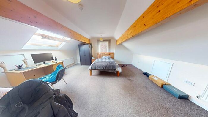 6 Bedroom House To Rent In Burford Road, Nottingham, NG7