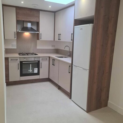 1 Bedroom Flat To Rent In Boston Road, Hanwell, W7