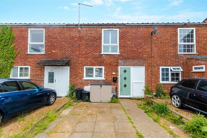 2 Bedroom Terraced House For Sale In Shorediche Close, Ickenham, UB10