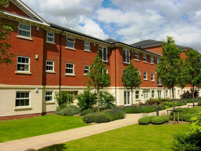 2 Bedroom Flat To Rent In Jago Court, Newbury, RG14