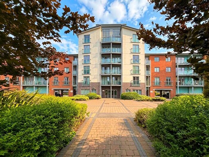 2 Bedroom Apartment For Sale In Willbrook House, Worsdell Drive, Gateshead, NE8