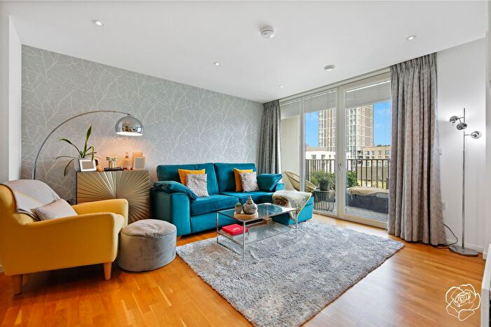 1 Bedroom Flat For Sale In Samphire Heights, Napa Close, Stratford, E20