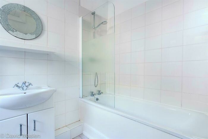 1 Bedroom Flat To Rent In Upper Lewes Road, Brighton, BN2