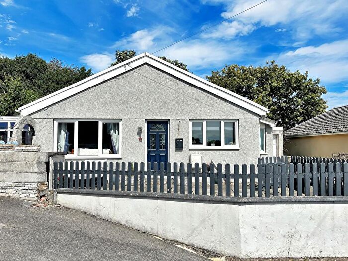 3 Bedroom Detached Bungalow For Sale In Pennant Road, Llanelli, SA14