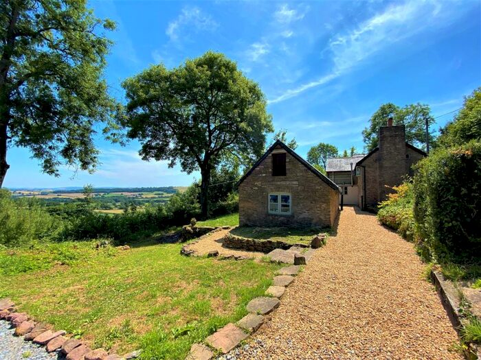 4 Bedroom Detached House For Sale In Garway Hill, Hereford, HR2