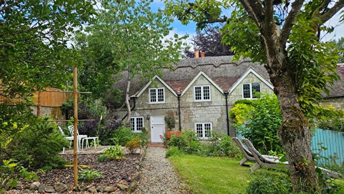 2 Bedroom Cottage To Rent In Compton Abbas, Shaftesbury, Dorset, SP7