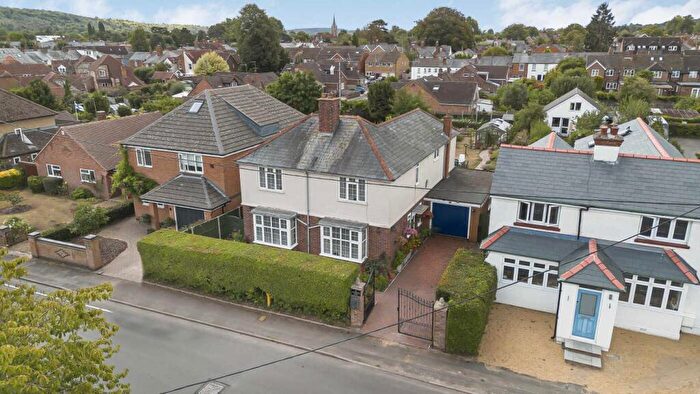 5 Bedroom Detached House For Sale In Dedmere Rise, Marlow, SL7