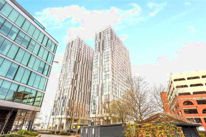 2 Bedroom Flat To Rent In Michigan Point, Michigan Avenue, Salford, M50