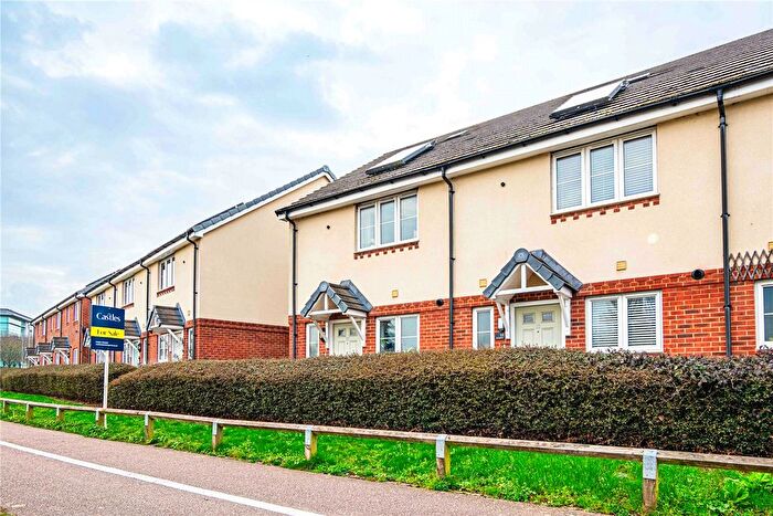 2 Bedroom End Terrace House For Sale In Braham Crescent, Leavesden, Watford, Hertfordshire, WD25