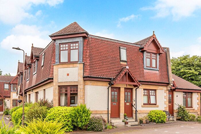 2 Bedroom Flat For Sale In Provost Haugh, Currie, Edinburgh, EH14