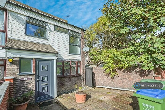 3 Bedroom End Of Terrace House To Rent In Overton Road East, London, SE2