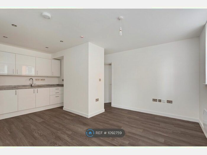 1 Bedroom Flat To Rent In Priestgate, Peterborough, PE1