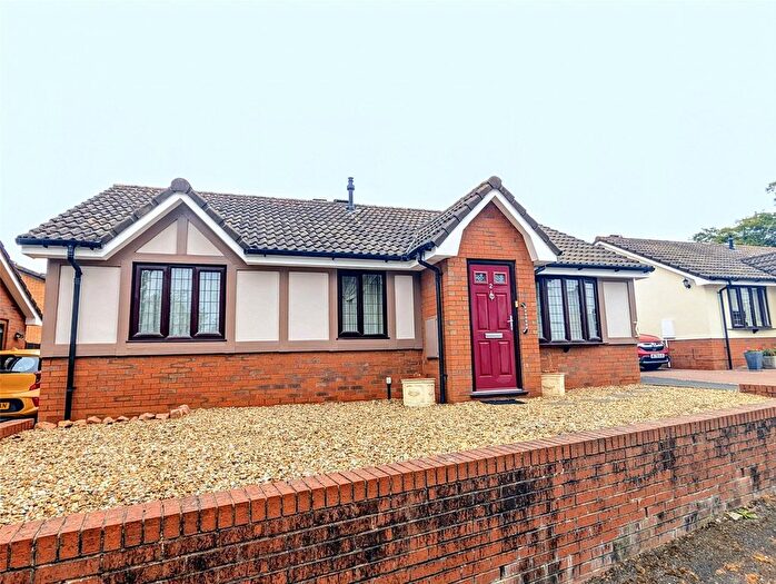 3 Bedroom Bungalow To Rent In Lindfield Drive, Wellington, Telford, Shropshire, TF1