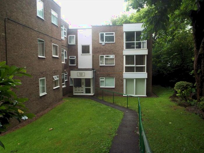 1 Bedroom Apartment To Rent In Nevile Court, Salford, M7