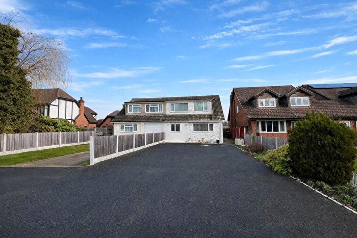 3 Bedroom Semi Detached House For Sale In The Drive, Mayland, Chelmsford, CM3